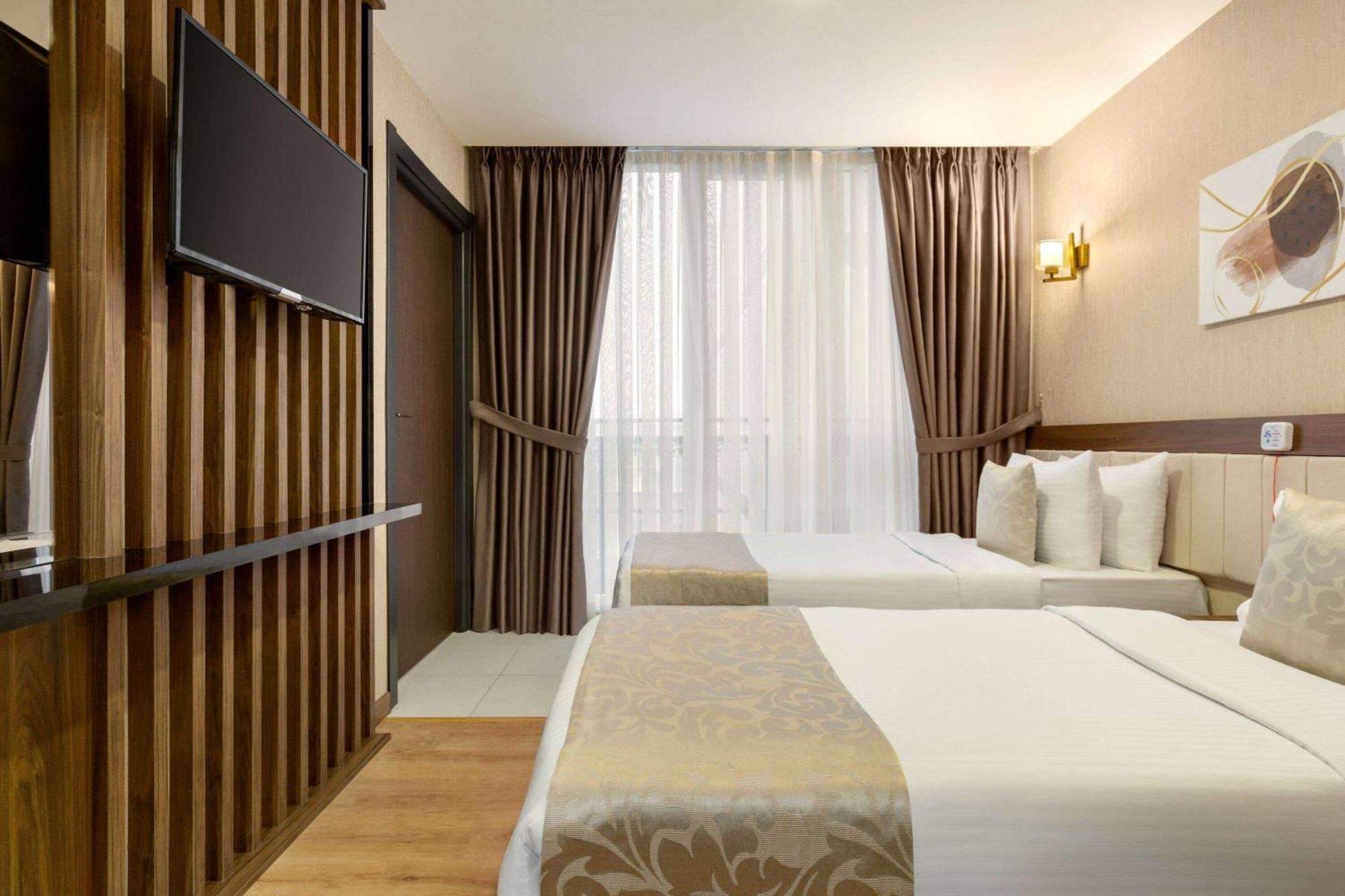 Trademark Collection By Wyndham Operla Airport Hotels Arnavutkoy Exterior foto