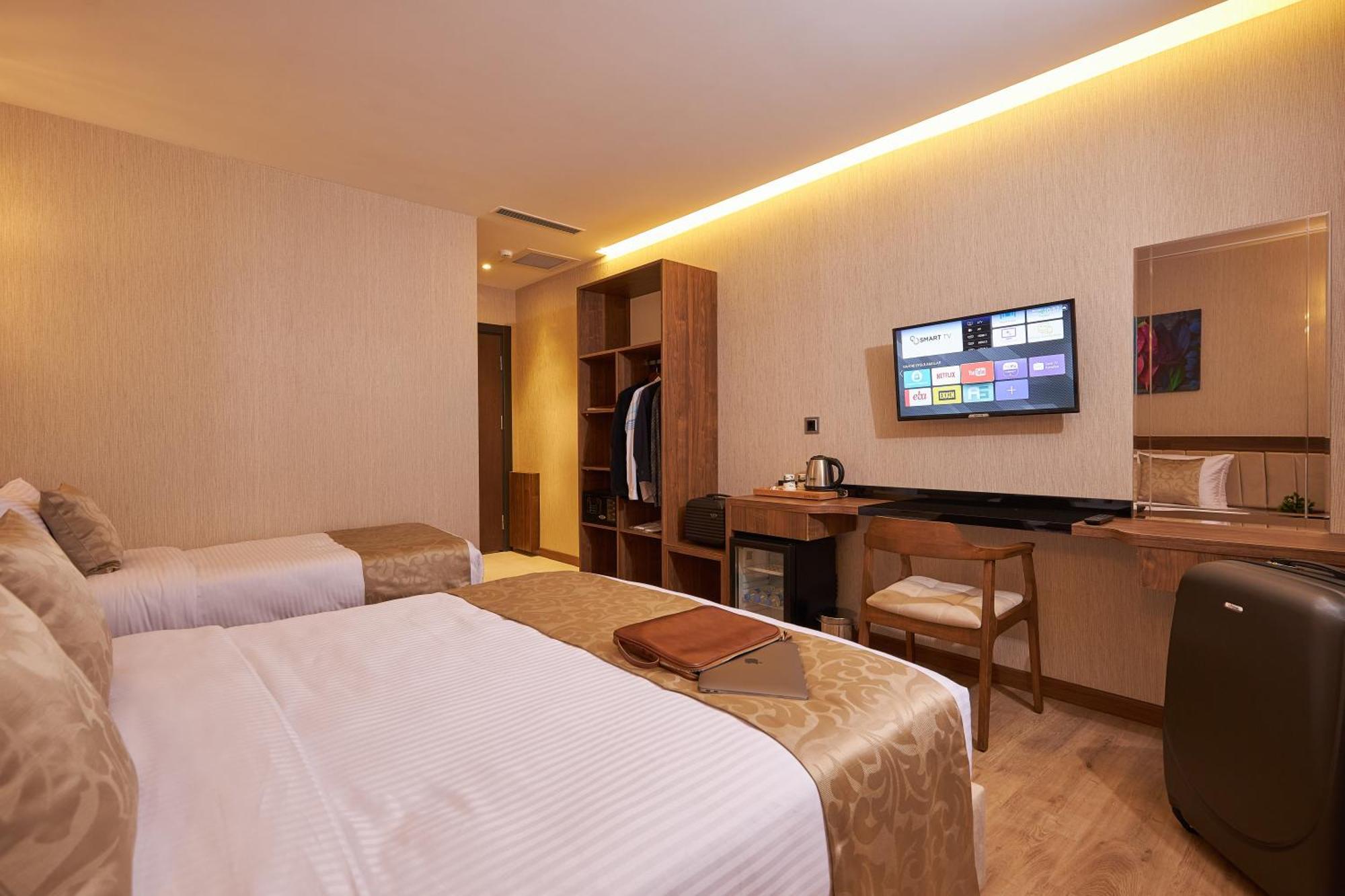 Trademark Collection By Wyndham Operla Airport Hotels Arnavutkoy Exterior foto