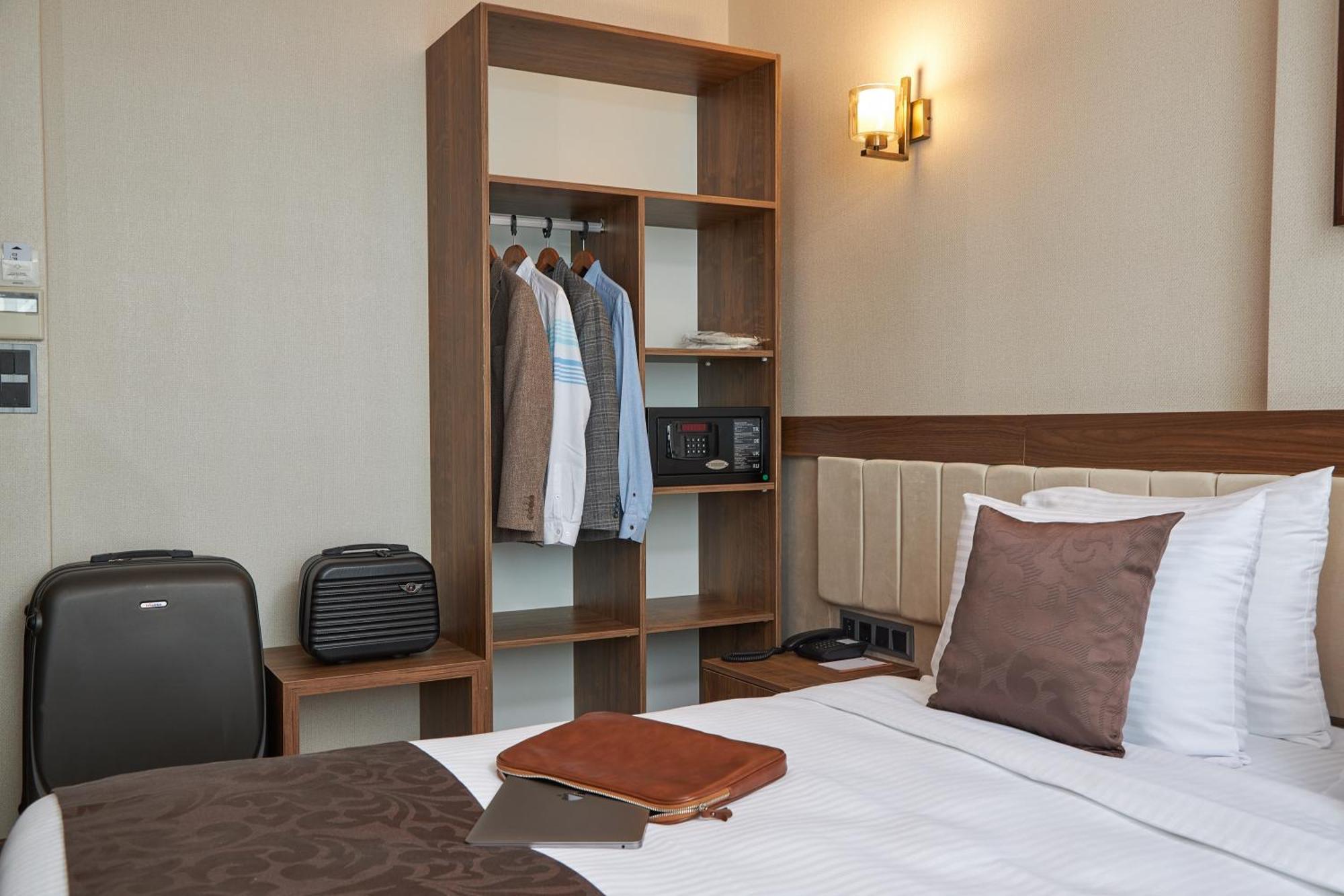 Trademark Collection By Wyndham Operla Airport Hotels Arnavutkoy Exterior foto