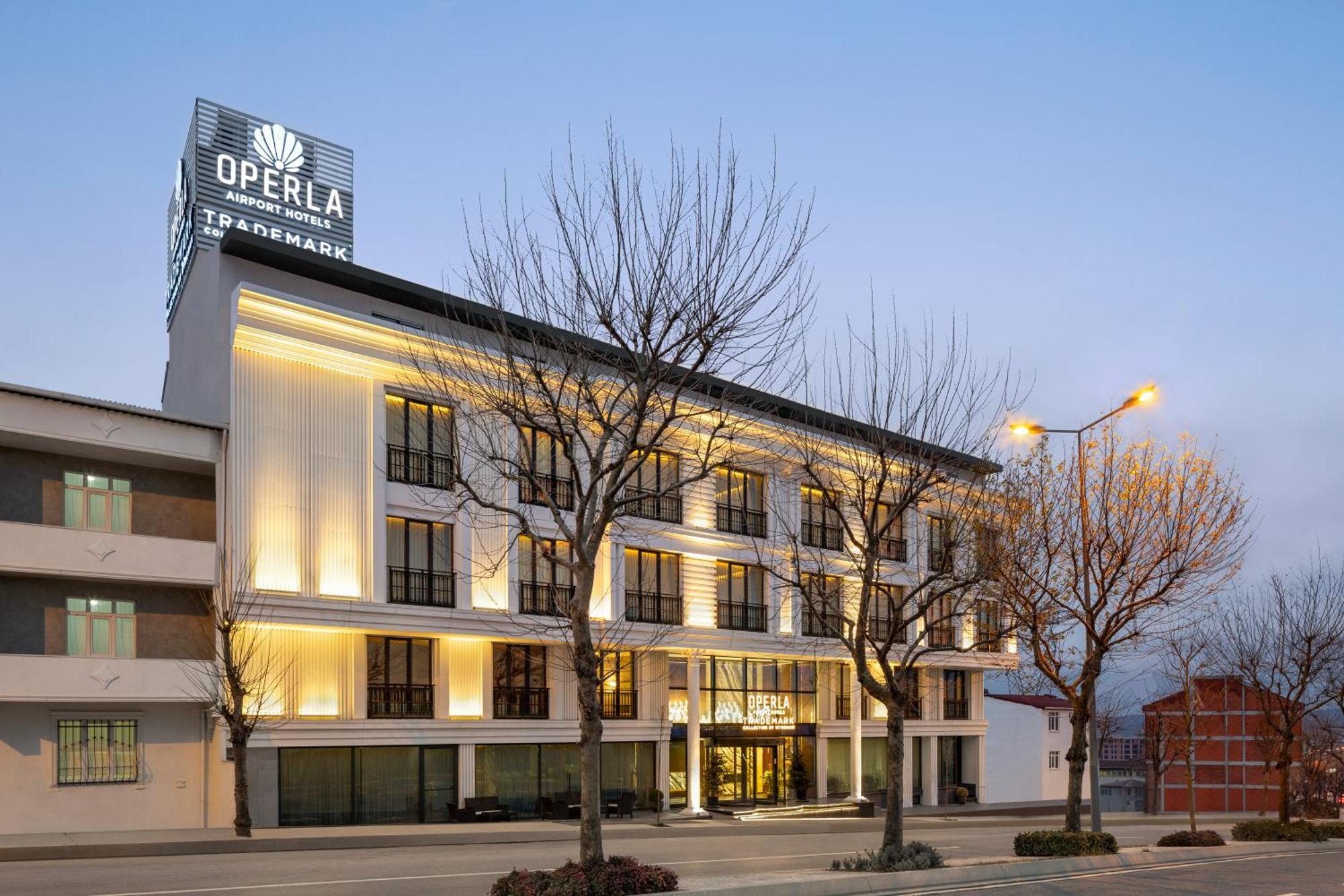 Trademark Collection By Wyndham Operla Airport Hotels Arnavutkoy Exterior foto