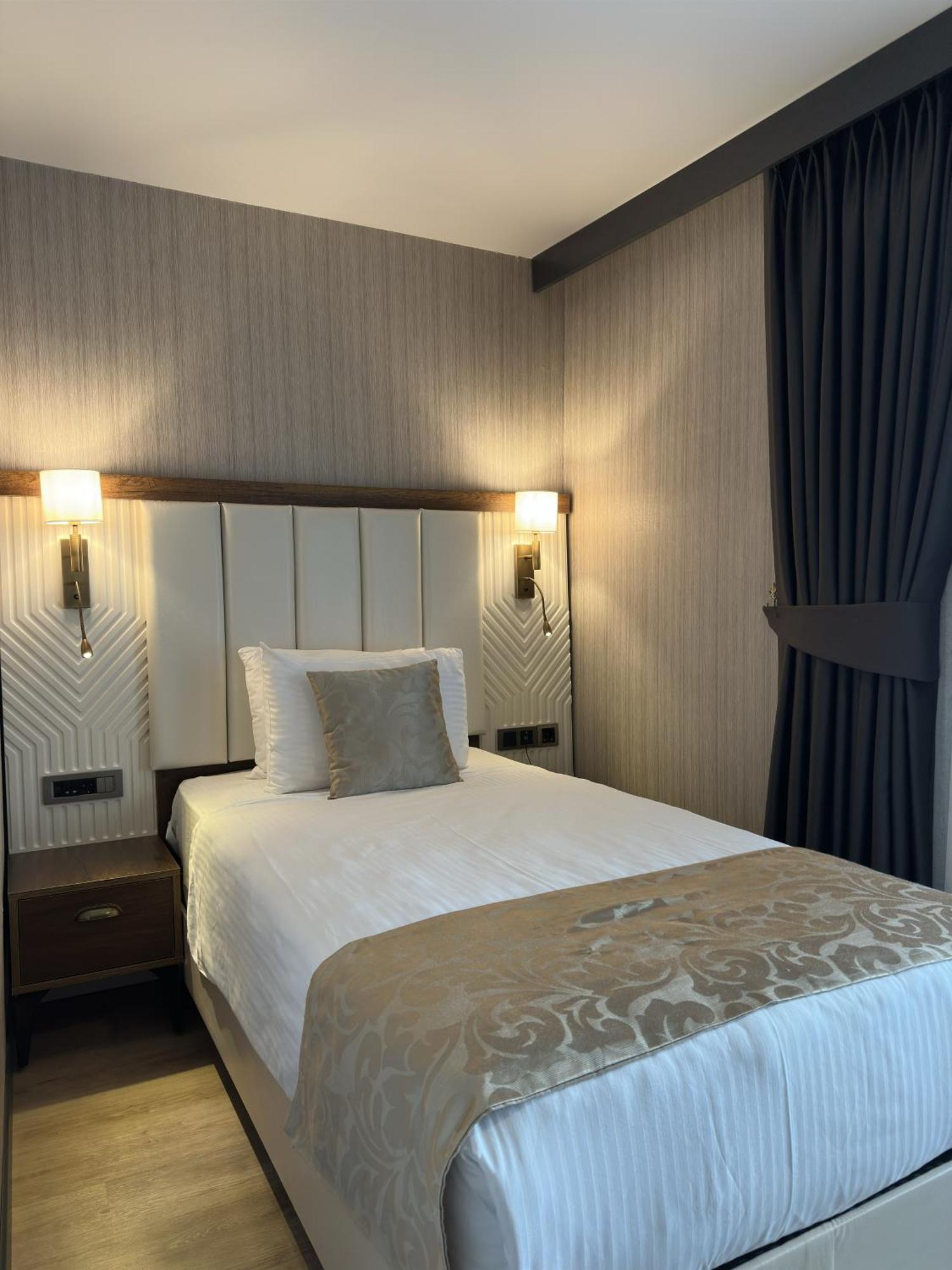 Trademark Collection By Wyndham Operla Airport Hotels Arnavutkoy Exterior foto